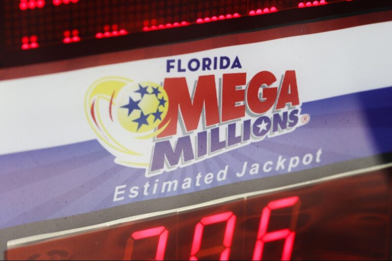 1728398287 MegaMillions 2151539815