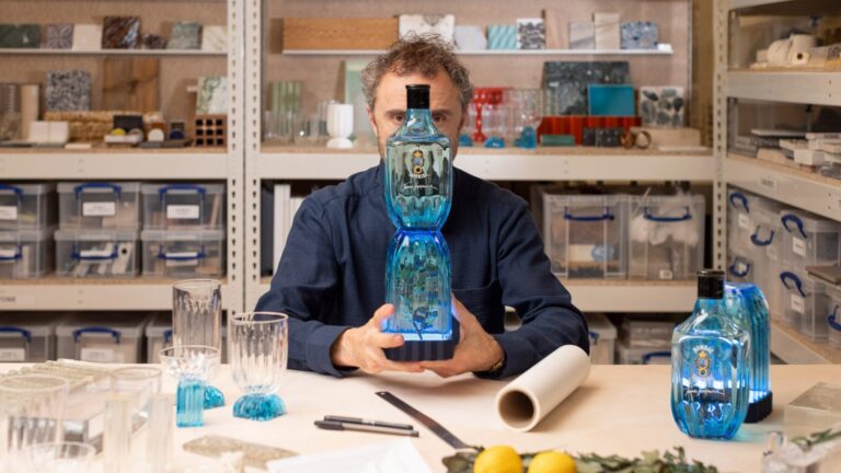 soc thomas heatherwick gin bottle bombay sapphire design news dezeen 2364 col 2 1704x1217 1