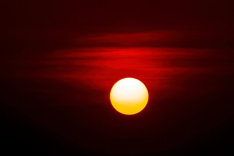 Sun red sky global warming