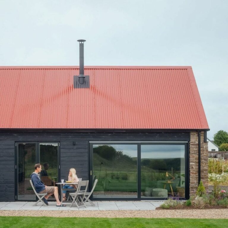 cairnconon byre house loader monteith scotland dezeen 2364 sq 852x852