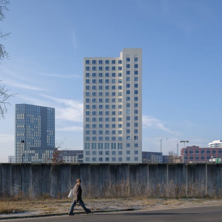 oma residential tower amsterdam sq dezeen 2364 col 1 852x852